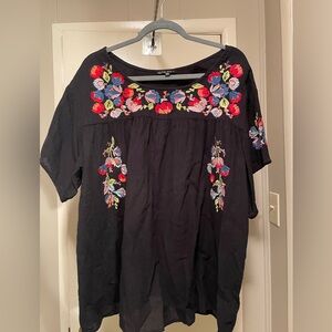 See N Be Seen Sz 3x Black Embroidered short sleeve blouse